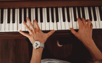 7 Ways to Make Your Chords More Interesting (tips for piano beginners)