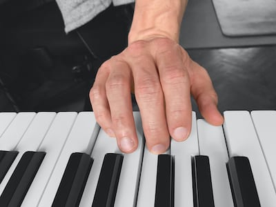 Proper hand position - chord